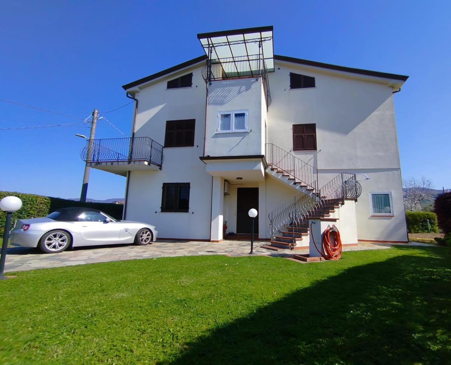 Ca' Fra E Oly Apartamento Castelnuovo di Magra Exterior foto